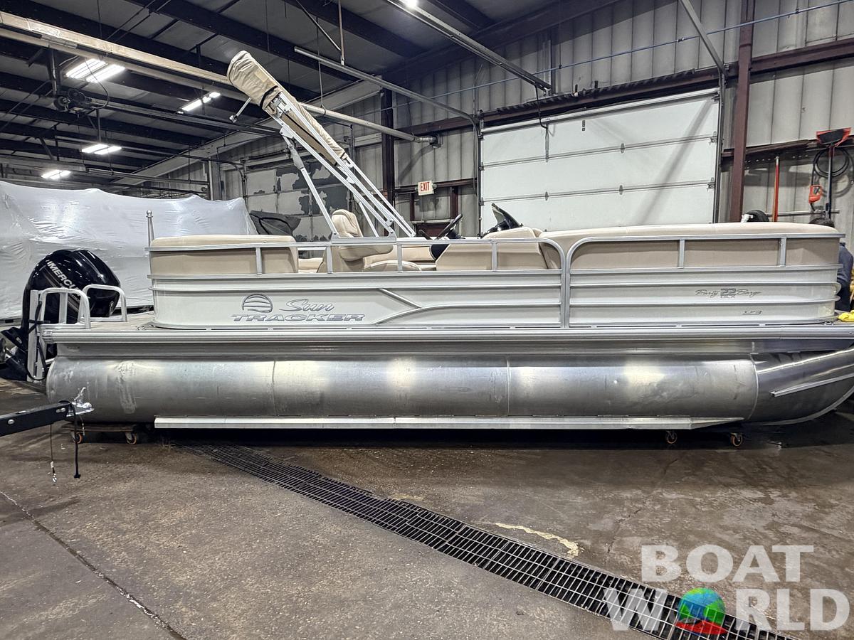 Used 2017 Sun Tracker  Party Barge 22 150HP Tritoon $34,995