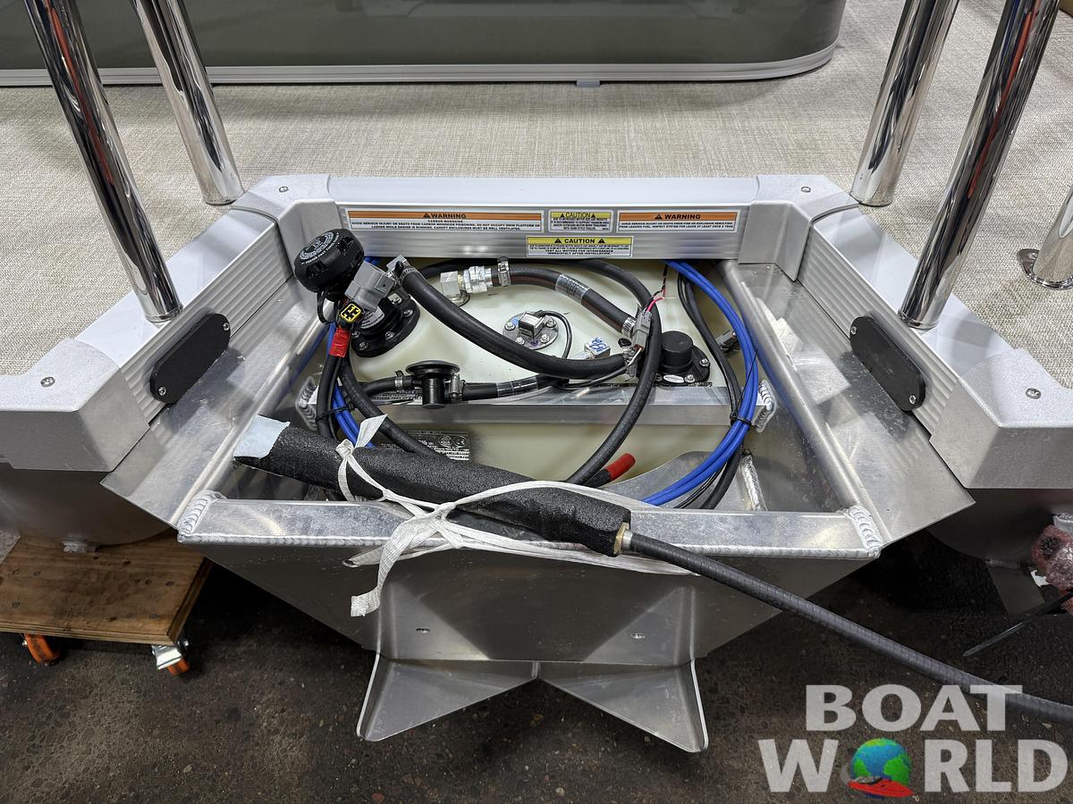 2026 Tahoe Pontoons Sport 2180 Swingback (VRB)