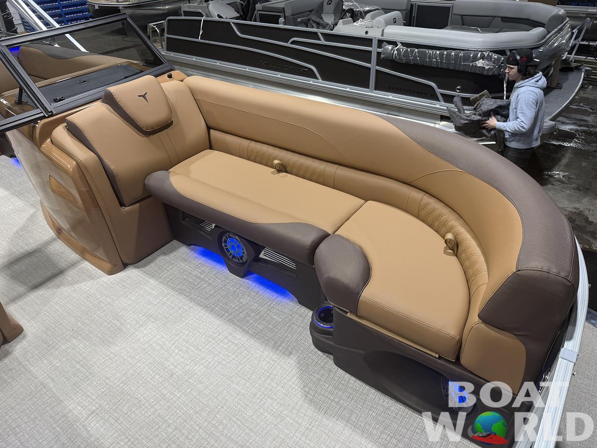 2026 Tahoe Pontoons LTZ 2385 Elite Windshield Tritoon