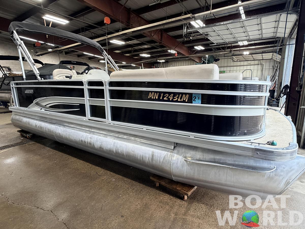 Used 2016 Weeres 220 Cadet Cruise & 90HP Evinrude ETec -17,995