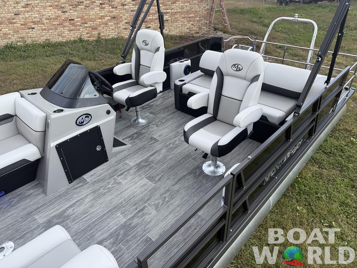 2026 Montego Bay 8522 Swingback Deluxe Pontoon 