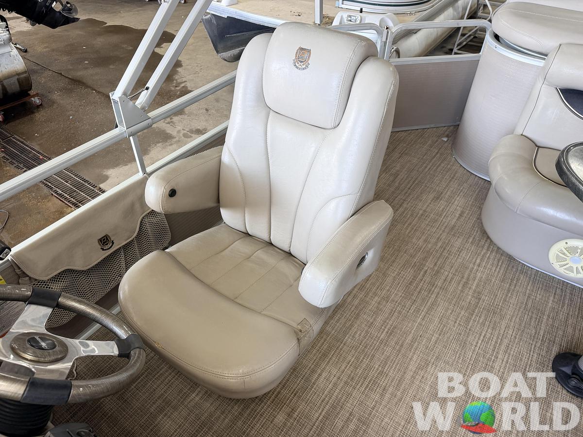 Used 2007 Premier 210 Legend