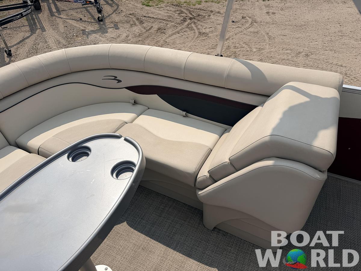 Used 2019 Bennington 21 SX Quad Lounge & Yamaha 90HP 4Stroke -$29,995