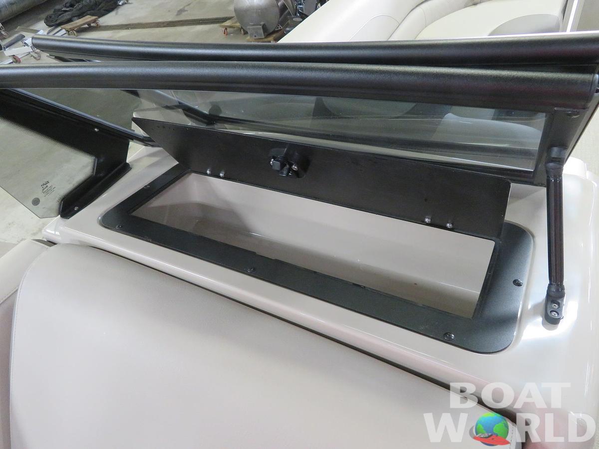 2024 Tahoe Pontoons LTZ 2385 Elite Windshield Tritoon & Suzuki 200HP 4-Stroke EFI