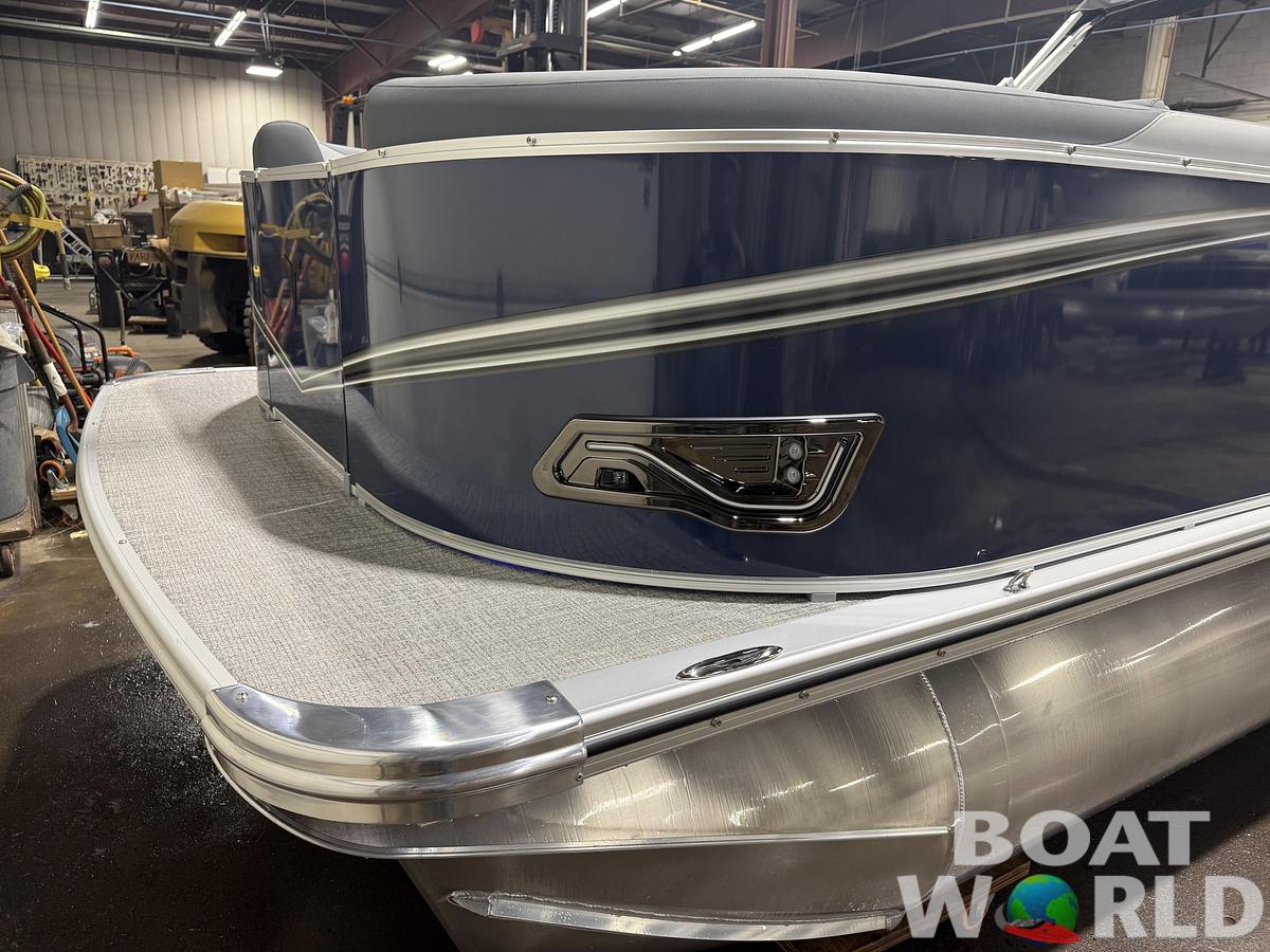 2026 Tahoe Pontoons LTZ 2385 Quad Lounge Tritoon
