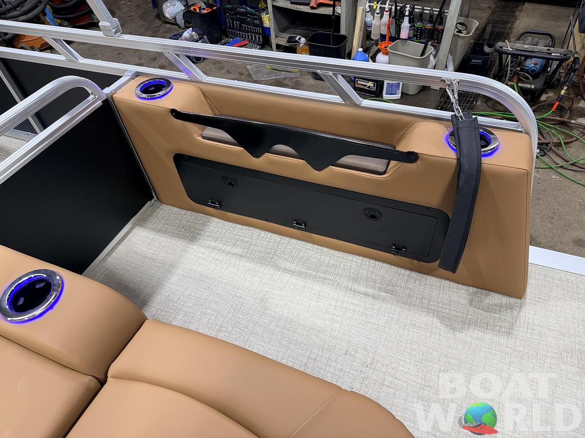 2026 Tahoe Sport 2385 VRB Swingback Tritoon $47995