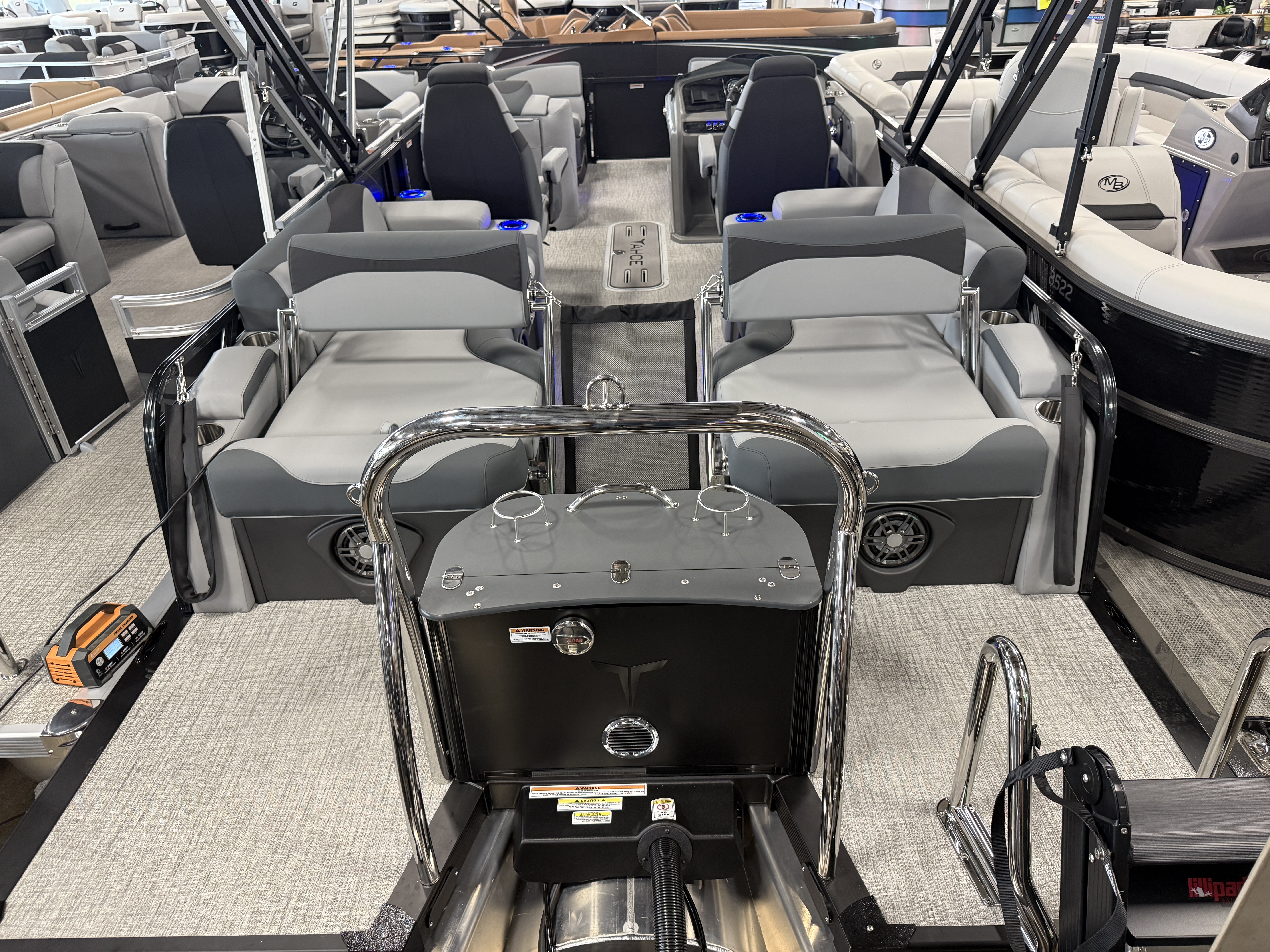 2027 Tahoe LTZ 300HP QLS 2385 Tritoon $71,995