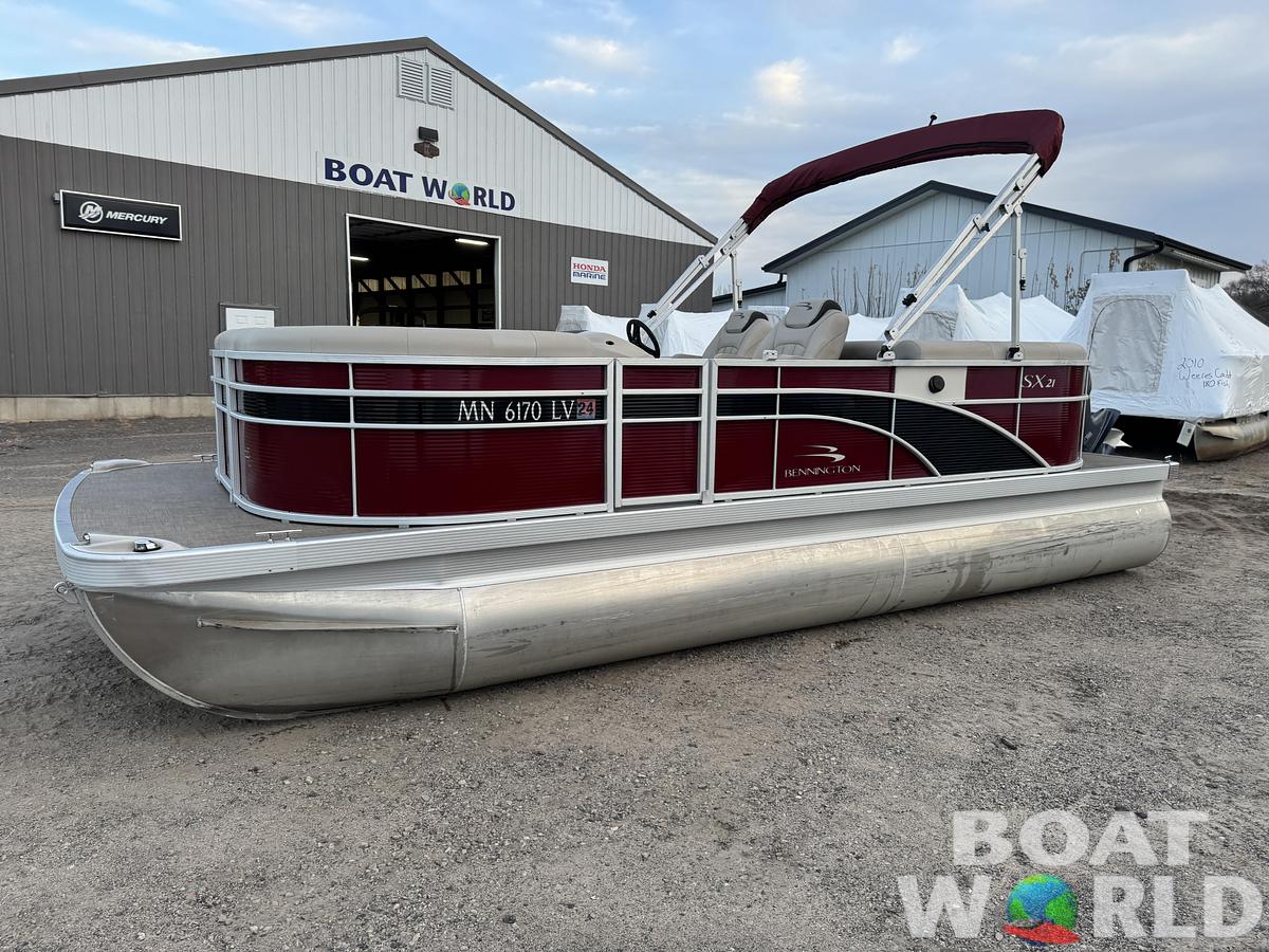 Used 2019 Bennington 21 SX Pontoon