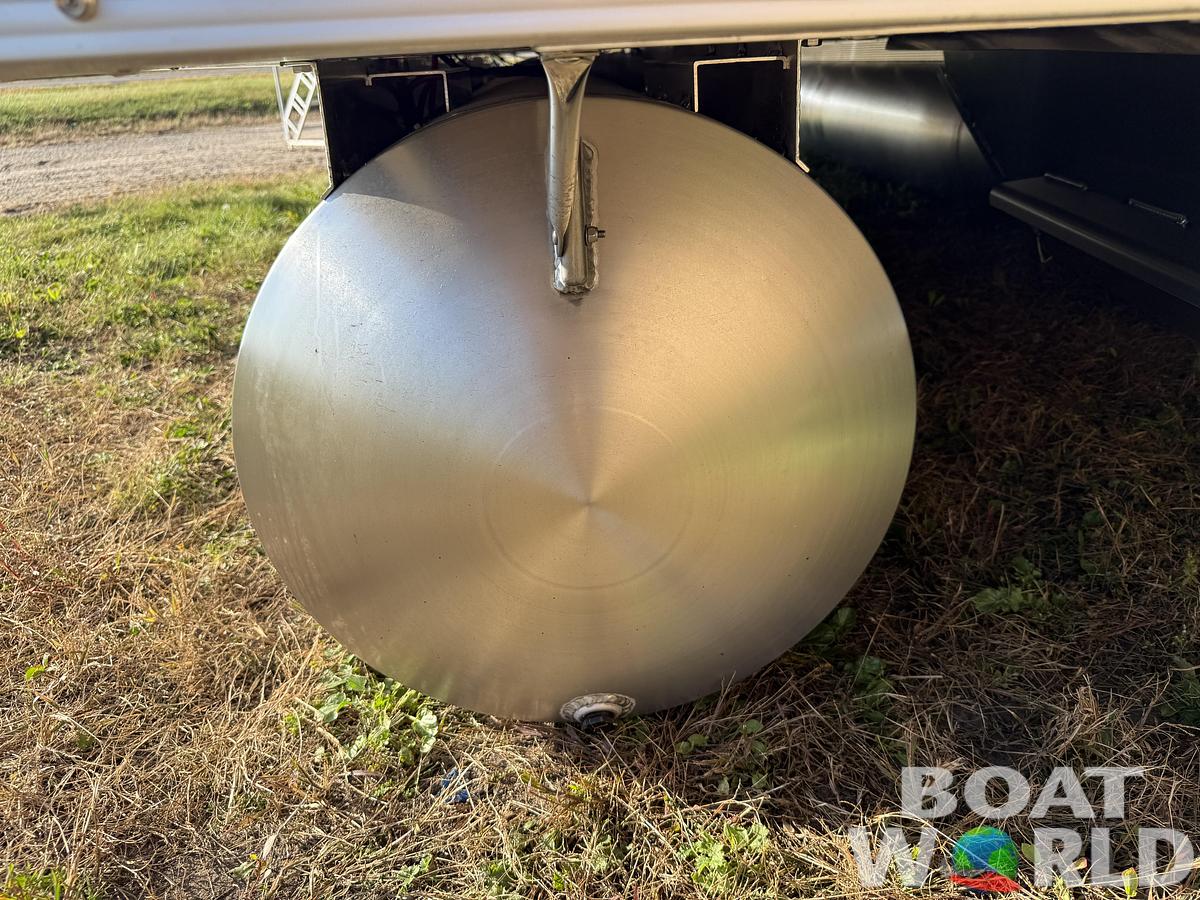 2026 Tahoe Pontoons Sport 2385 Swingback (VRB) & Honda 4-Stroke EFI