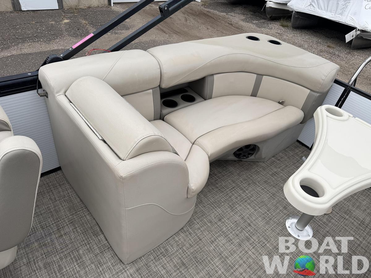 Used 2018 Harris Cruiser 220 Tritoon Pontoon