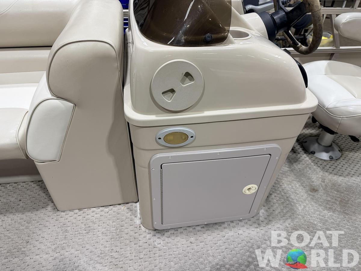 Used 2006 SmokerCraft 8522 Cruise Pontoon & 60HP Yamaha 4-Stroke - $14,995