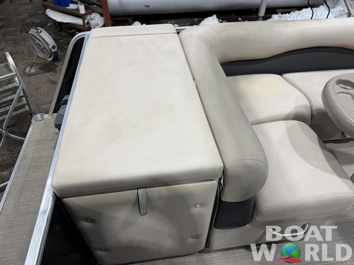 Used 2015 Palm Beach Ultra 240 Cruise & 115HP