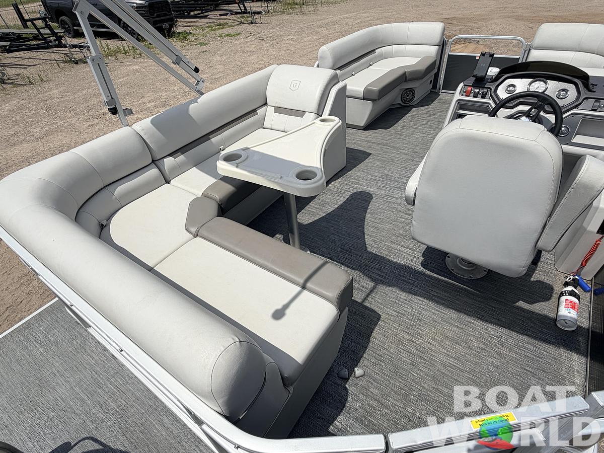 Used 2023 Sweetwater 2086 Cruise & 60HP Suzuki 4Stroke -$25,995