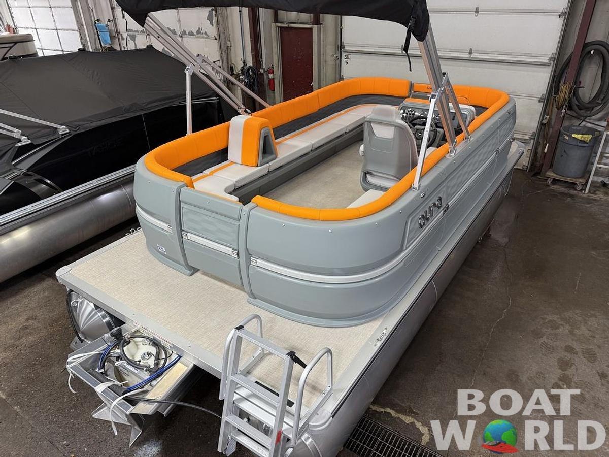 2025 Tahoe Pontoons Aura 1985 Quad Lounge & 50HP 4-Stroke EFI