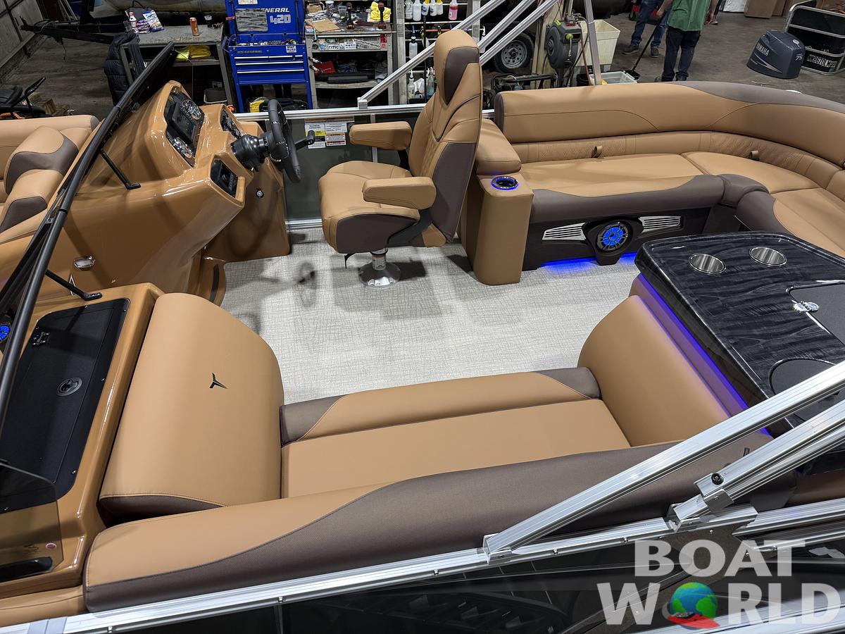 2026 Tahoe Pontoons LTZ 2385 Elite Windshield Tritoon 