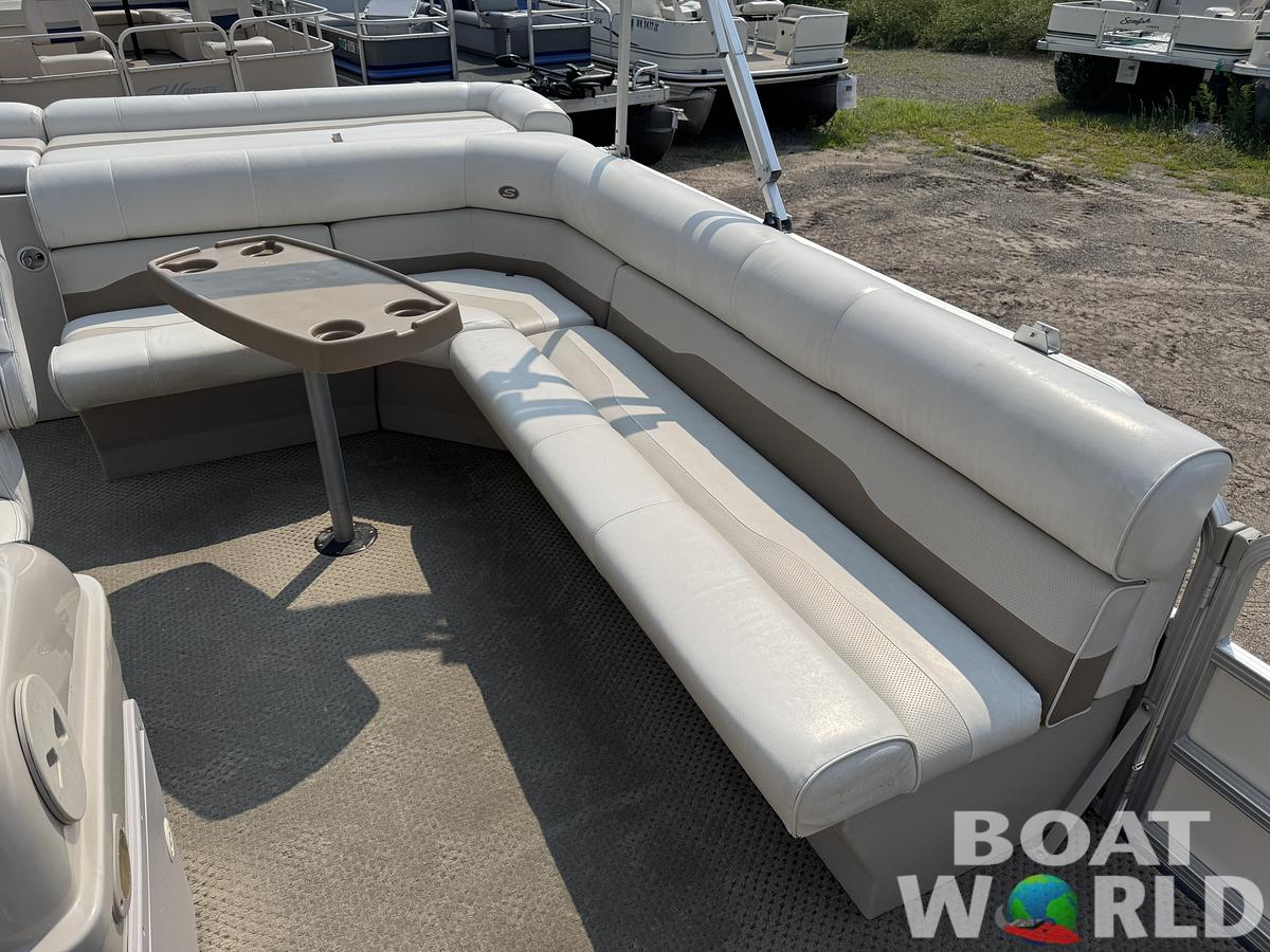 Used 2006 Smokercraft SunChaser 820 Pontoon