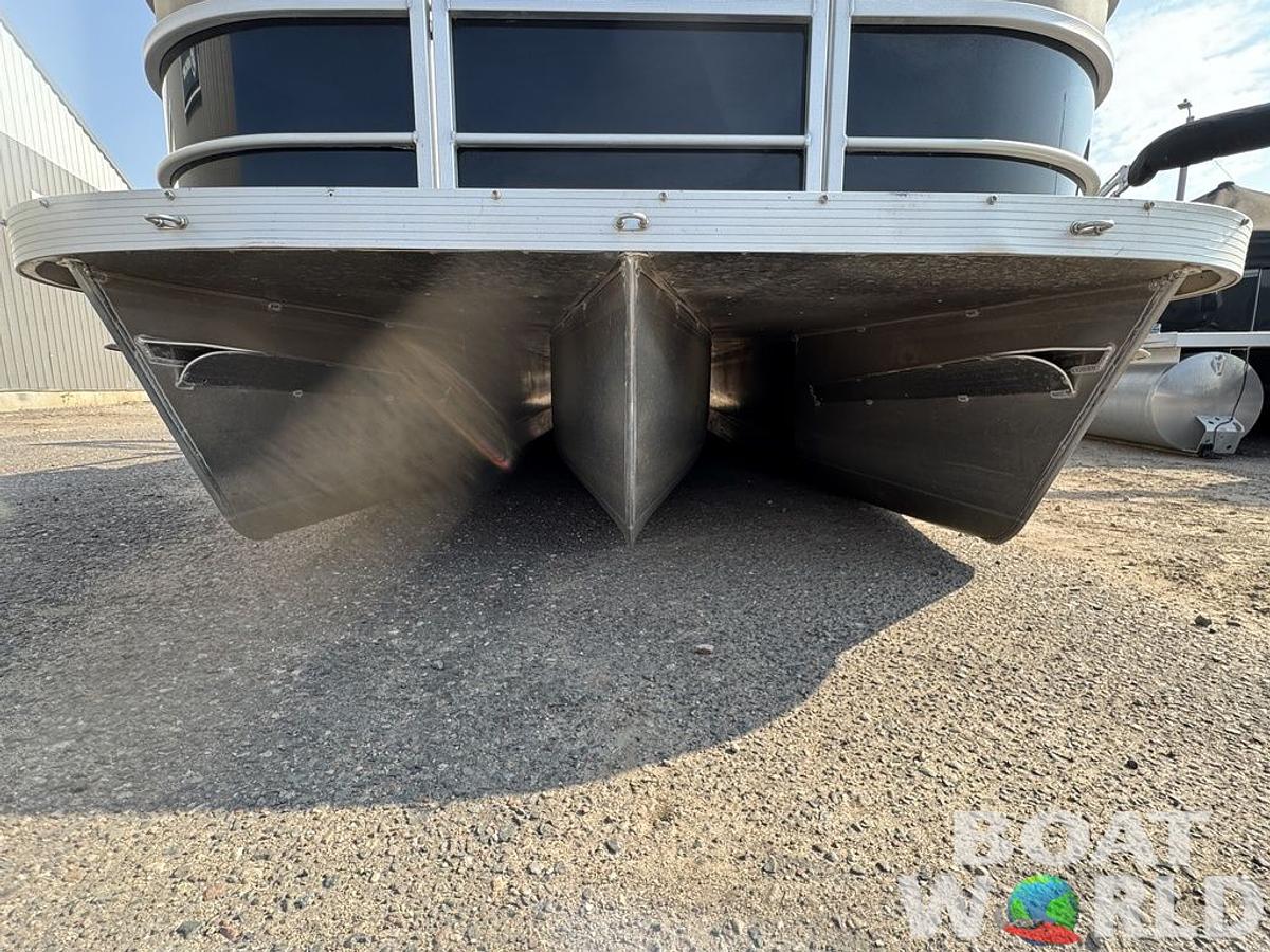 Used 2016 SunCatcher V322 RF Tritoon Pontoon
