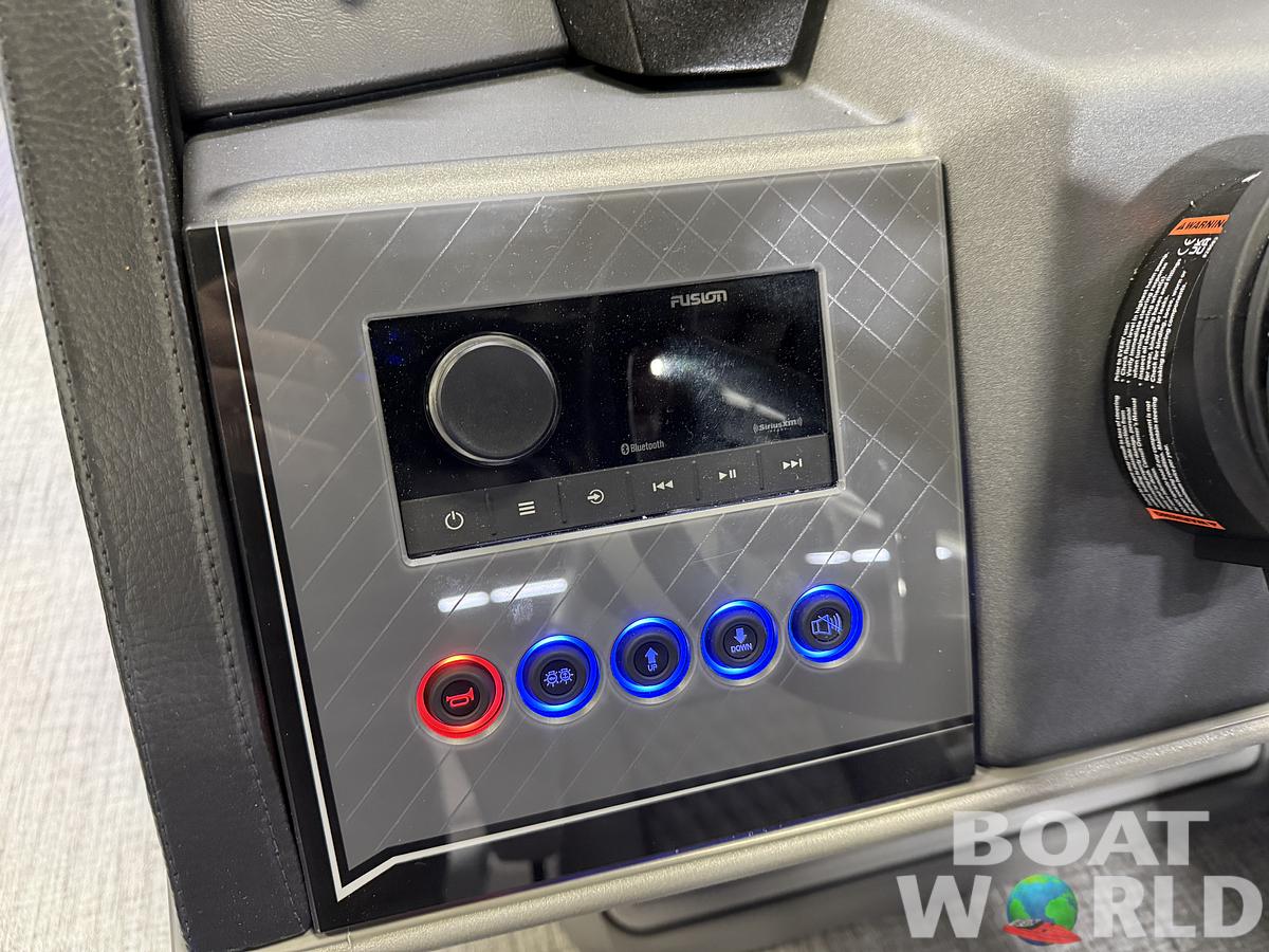 2025 Tahoe Pontoons Cascade 2385 Elite Cruise Tritoon & Honda 4-Stroke EFI