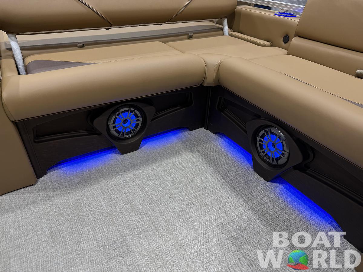 2026 Tahoe Pontoons Sport 2385 Swingback (VRB) Tritoon