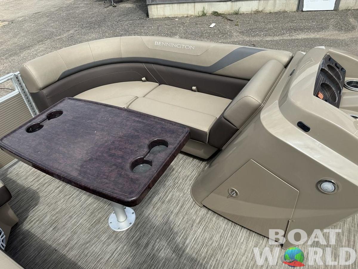 Used 2021 Bennington 22 SSR Pontoon