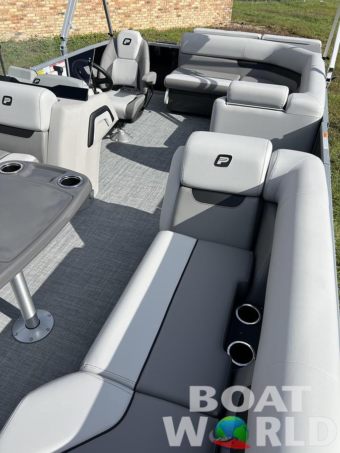 2026 Princecraft Vectra 21 Cruise Lounge Pontoon & Mercury 4-Stroke EFI