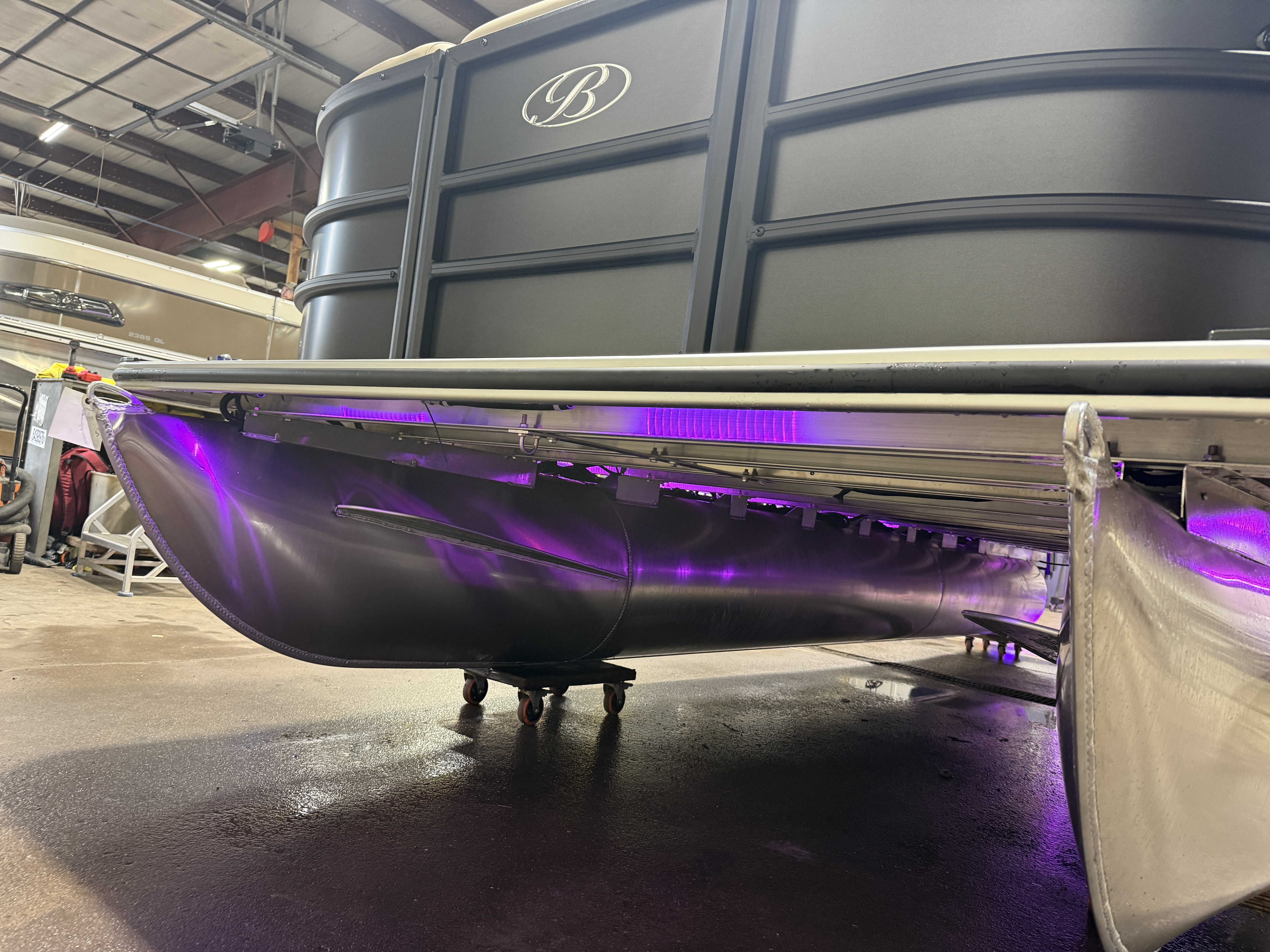 2027 Bentley Legacy 220 Navigator Quad Lounge Pontoon $42995