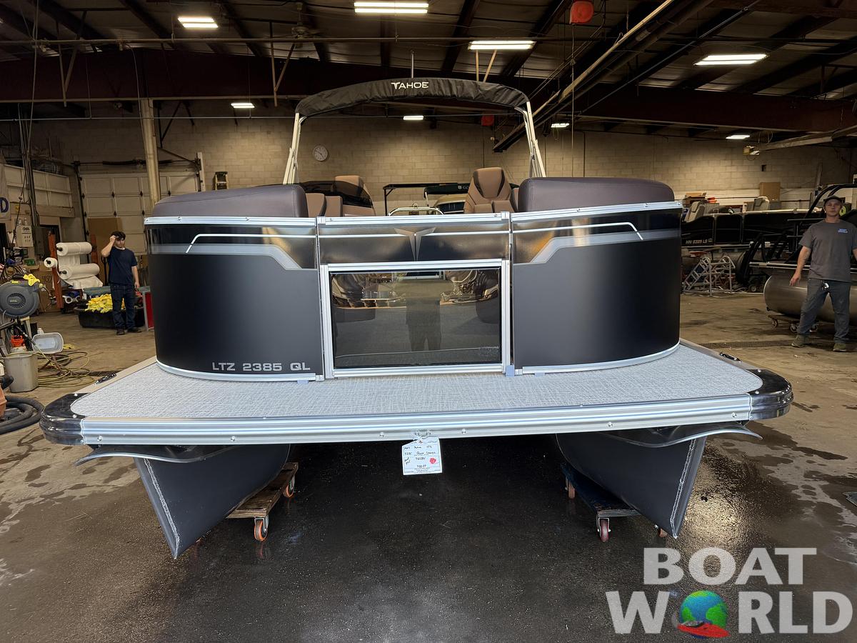 2027 Tahoe LTZ 2385 Quad Lounge & 4-Stroke $42995