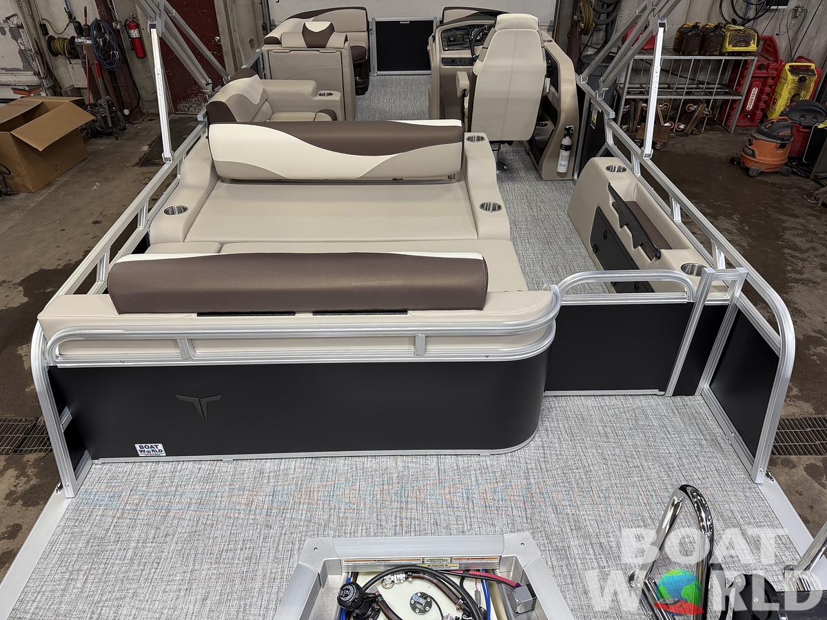 2025 Tahoe Pontoons LTZ 2385 Swingback (VRL) & Honda 4-Stroke EFI