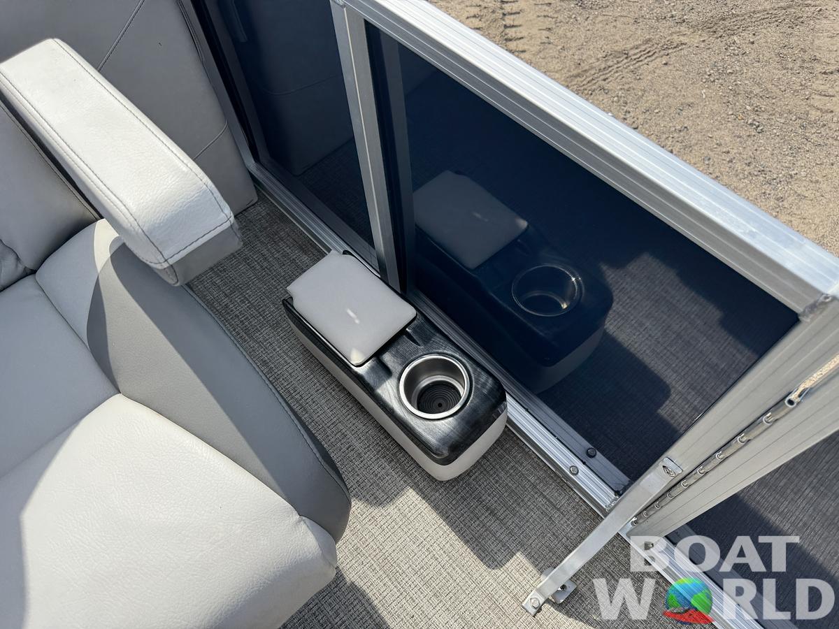 Used 2023 Avalon LSZ 2385 QL Tritoon Pontoon