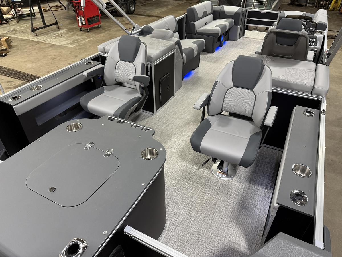 2025 Tahoe Pontoons GEOfish 2385 Rear Fish Tritoon & Honda 4-Stroke EFI