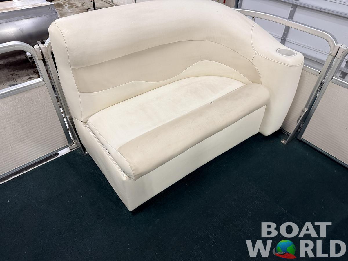 Used 2004 Premier 210 SunSation & 60HP Yamaha 4Stroke - $12,995