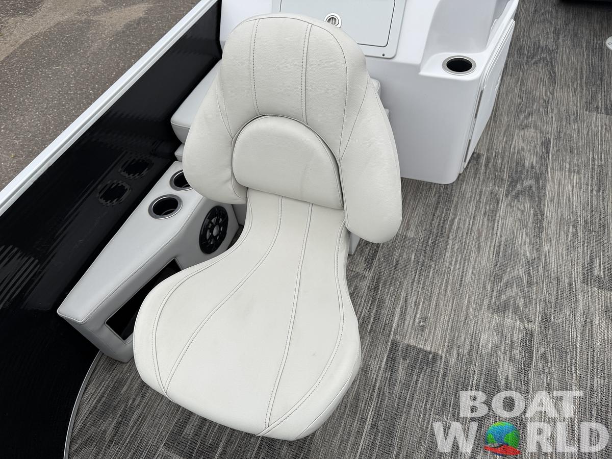 Used 2021 Sweetwater  2086 FX Pontoon