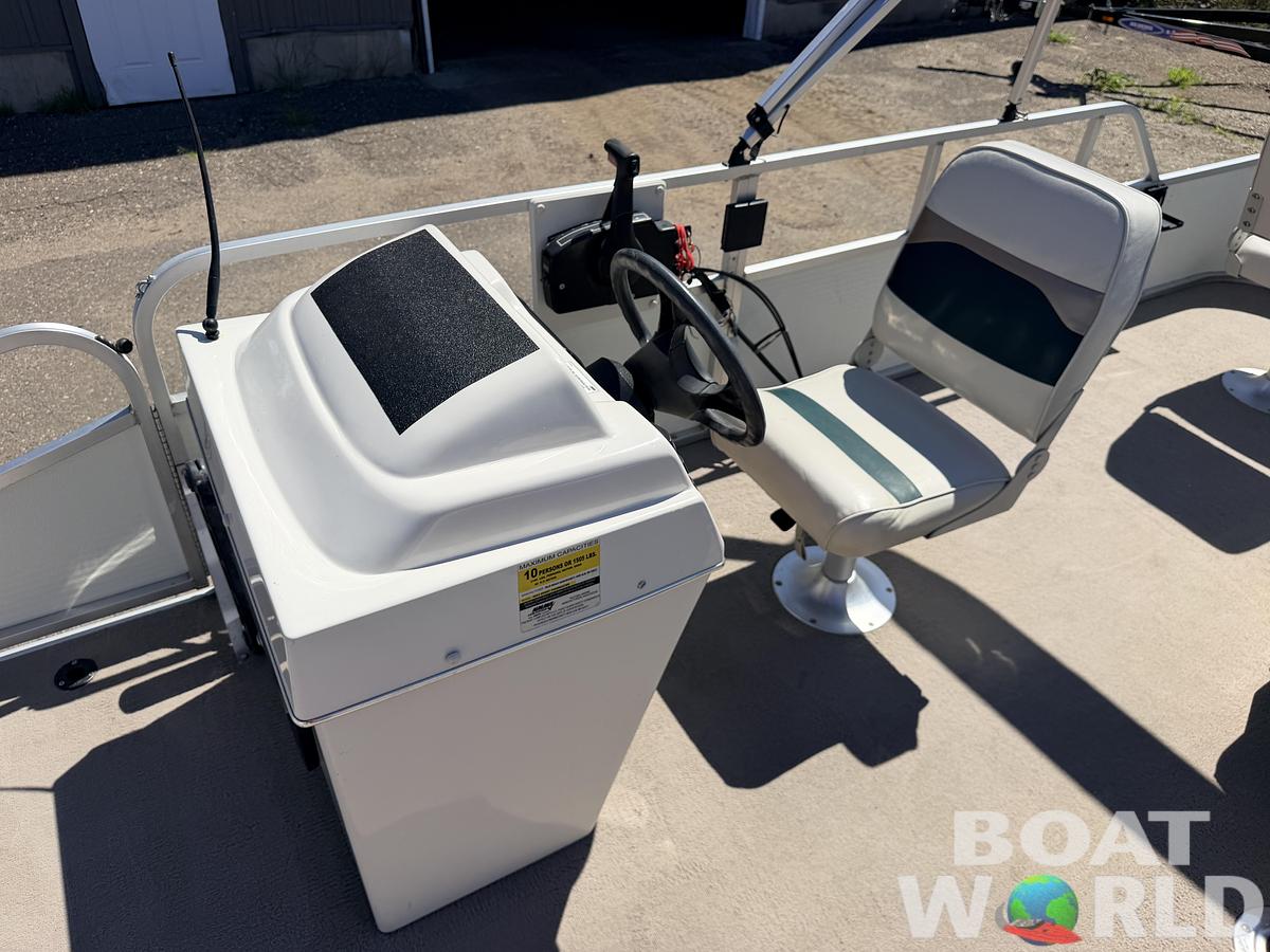 Used 2010 Palm Beach 2023 Fishmaster & 60HP Mercury 4Stroke -$12,995