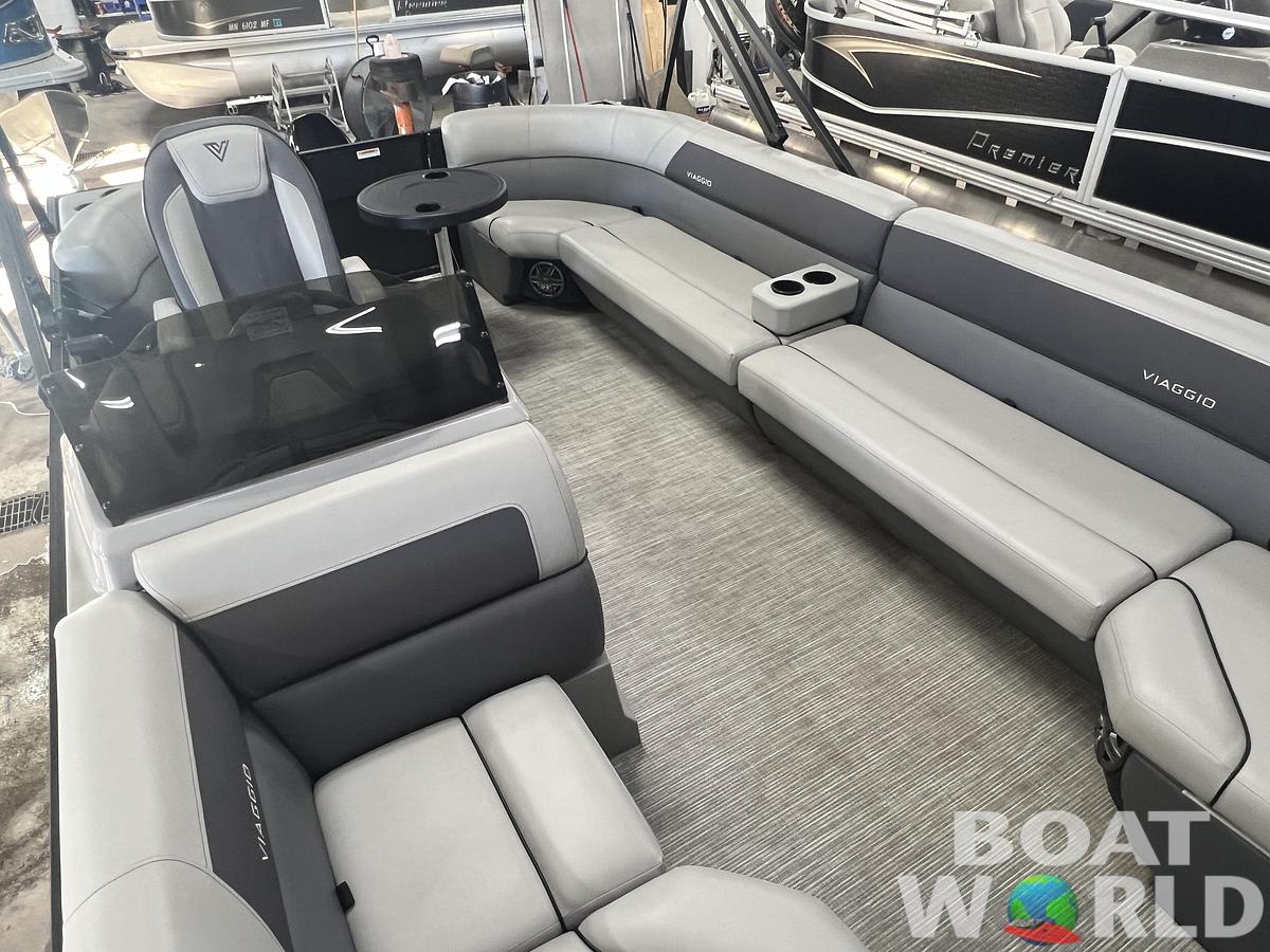 Used 2024 Viaggio Lago V16U & 60HP Suzuki 4Stroke -$24,995