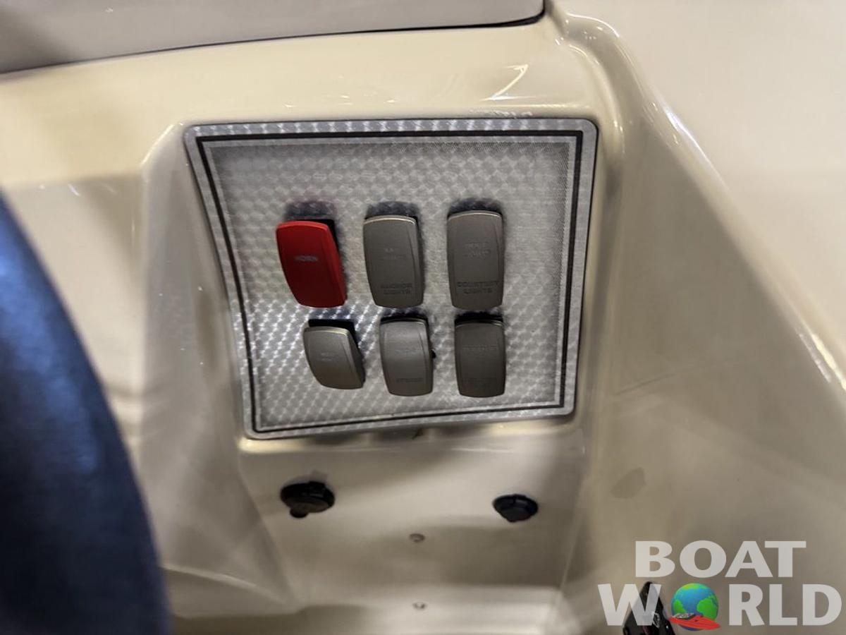 Used 2018 Premier SunSpree 220 DL Pontoon