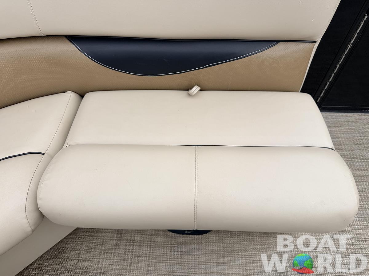 Used 2018 Bentley Encore 240 Cruise SE & 150HP Mercury 4Stroke -$29,995