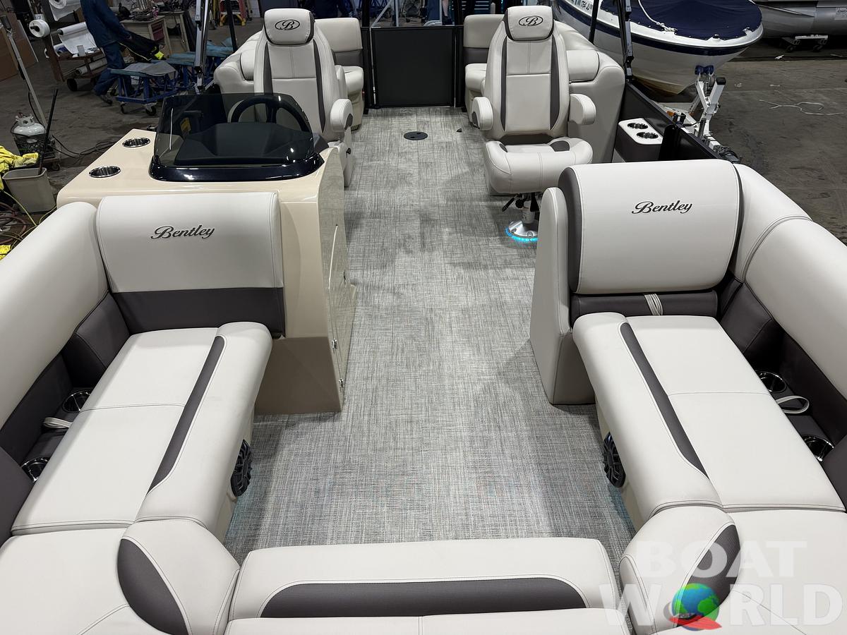 2027 Bentley Legacy 220 Navigator Quad Lounge Pontoon $42995