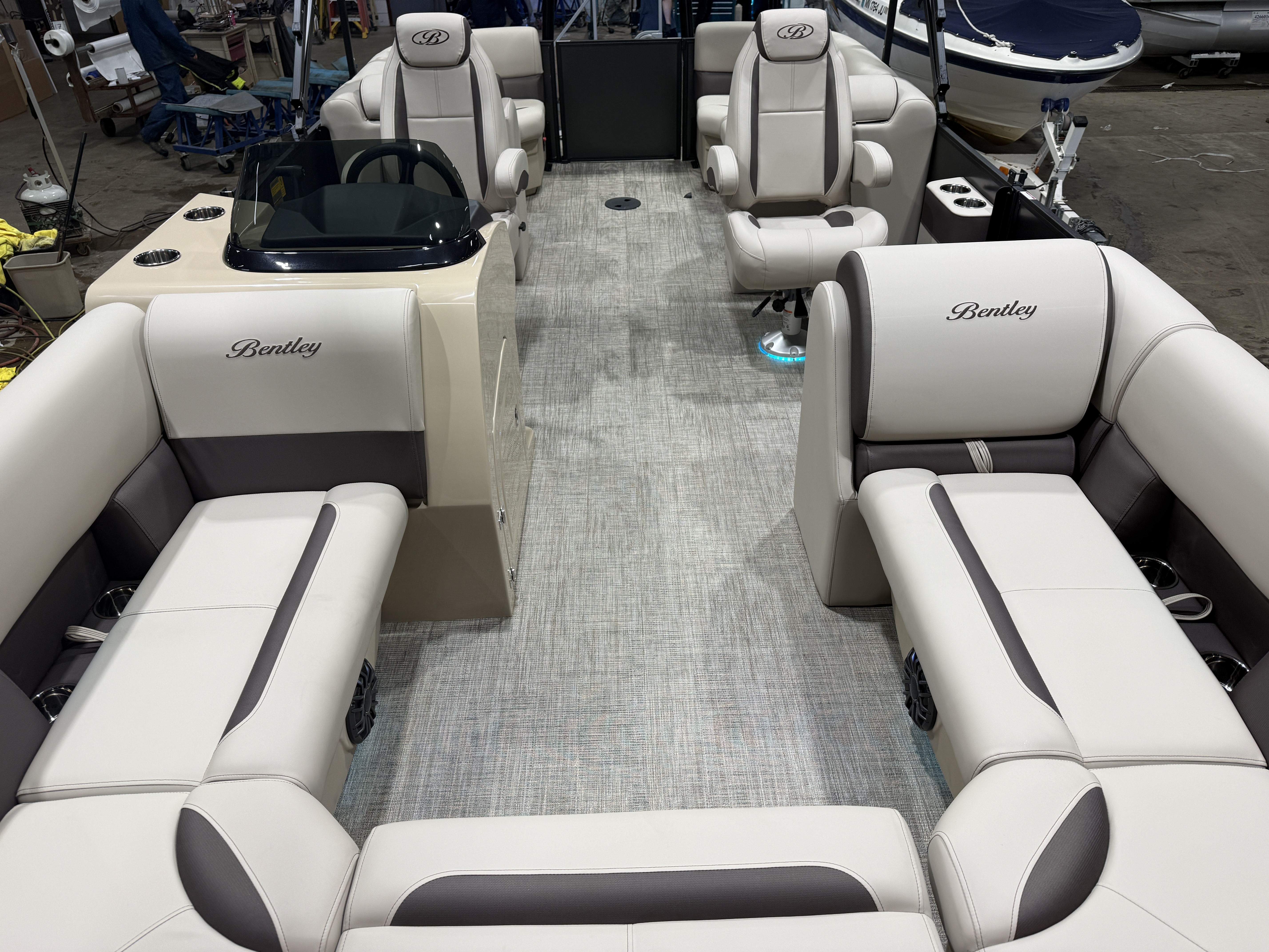 2027 Bentley Legacy 220 Navigator Quad Lounge Pontoon $42995