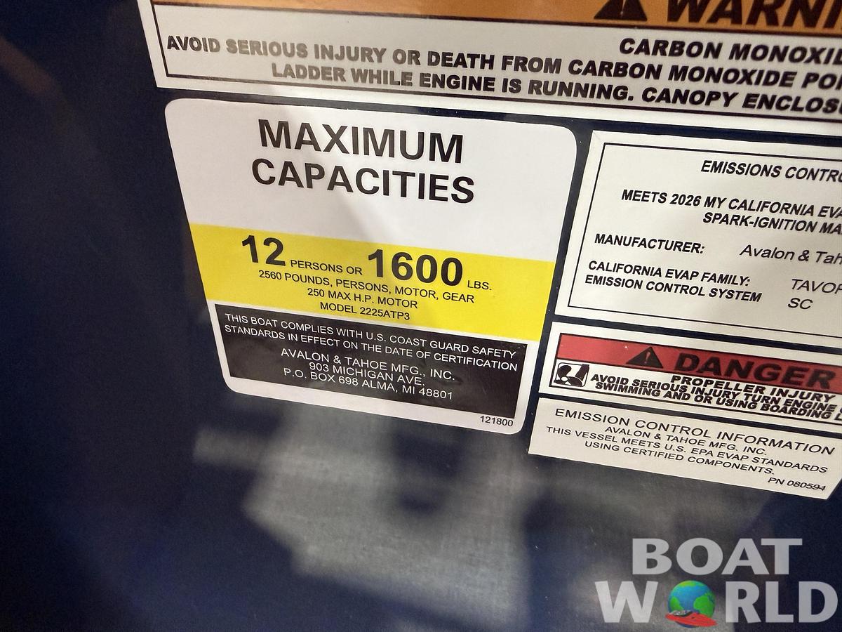 2026 Tahoe Sport 2385 Rear Fish Tritoon $46995