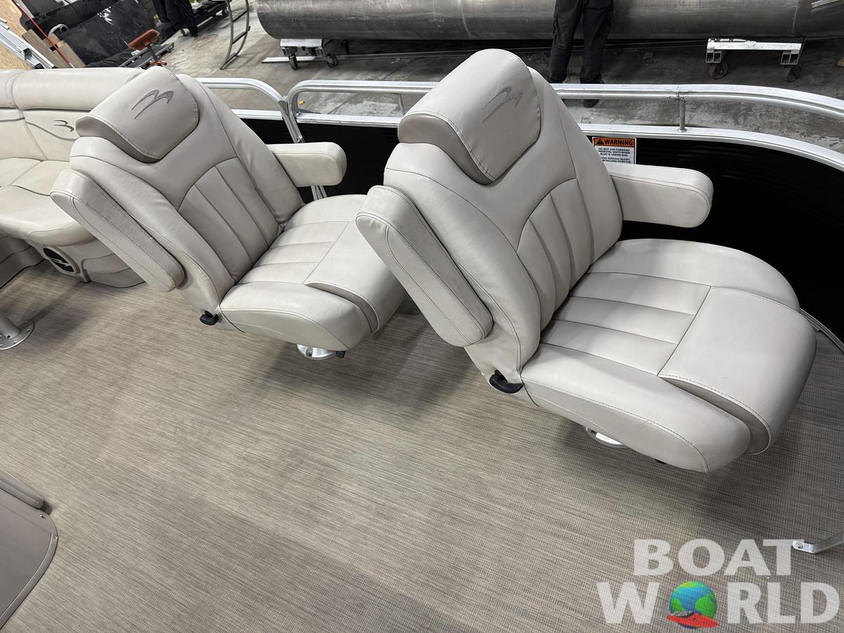 Used 2017 Bennington  22 SS Pontoon with 90HP Yamaha Fourstroke EFI