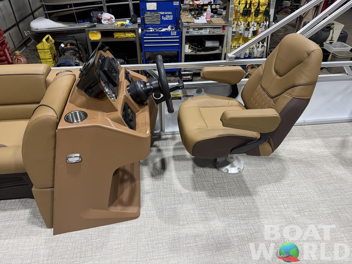 2026 Tahoe Pontoons Sport 2180 Swingback (VRB)