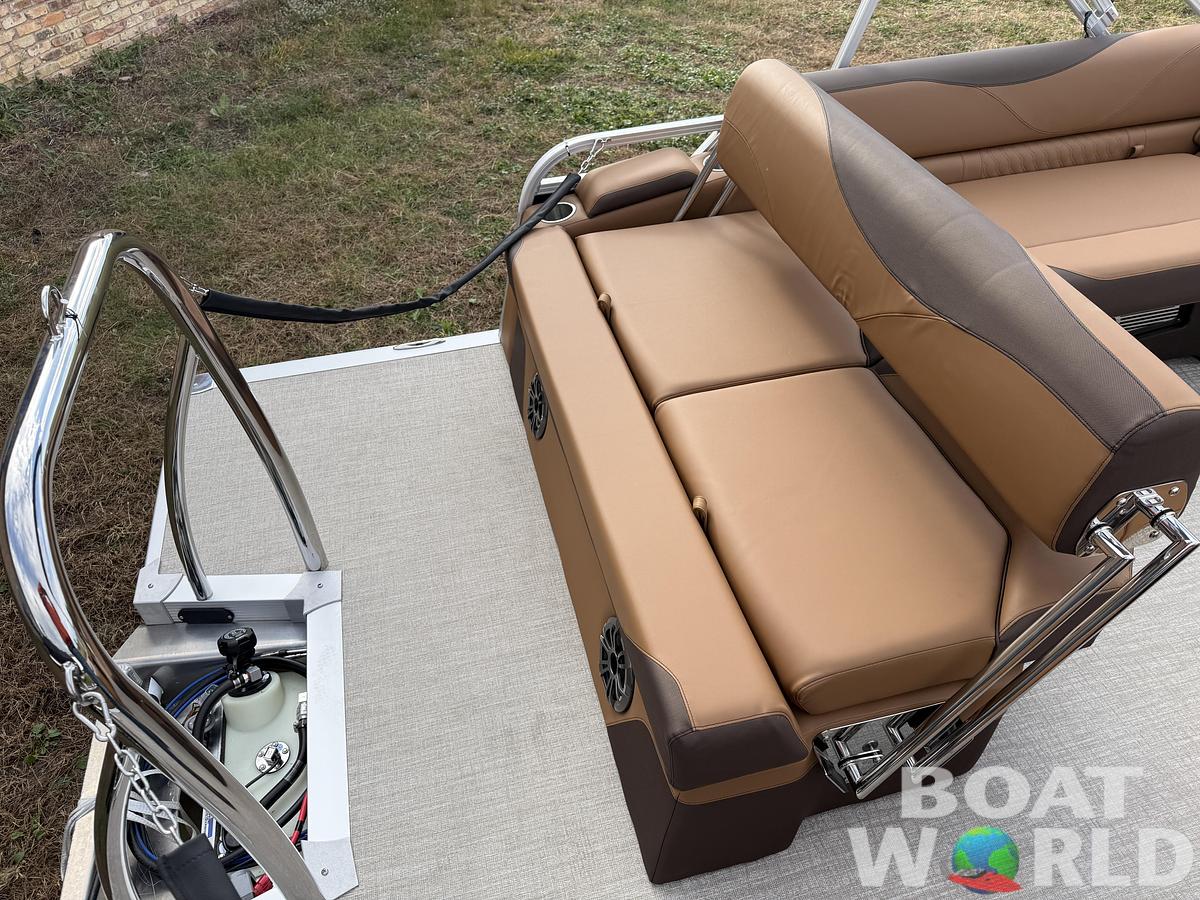 2026 Tahoe Pontoons LTZ 2385 Cruise Rear Bench (CRB) 