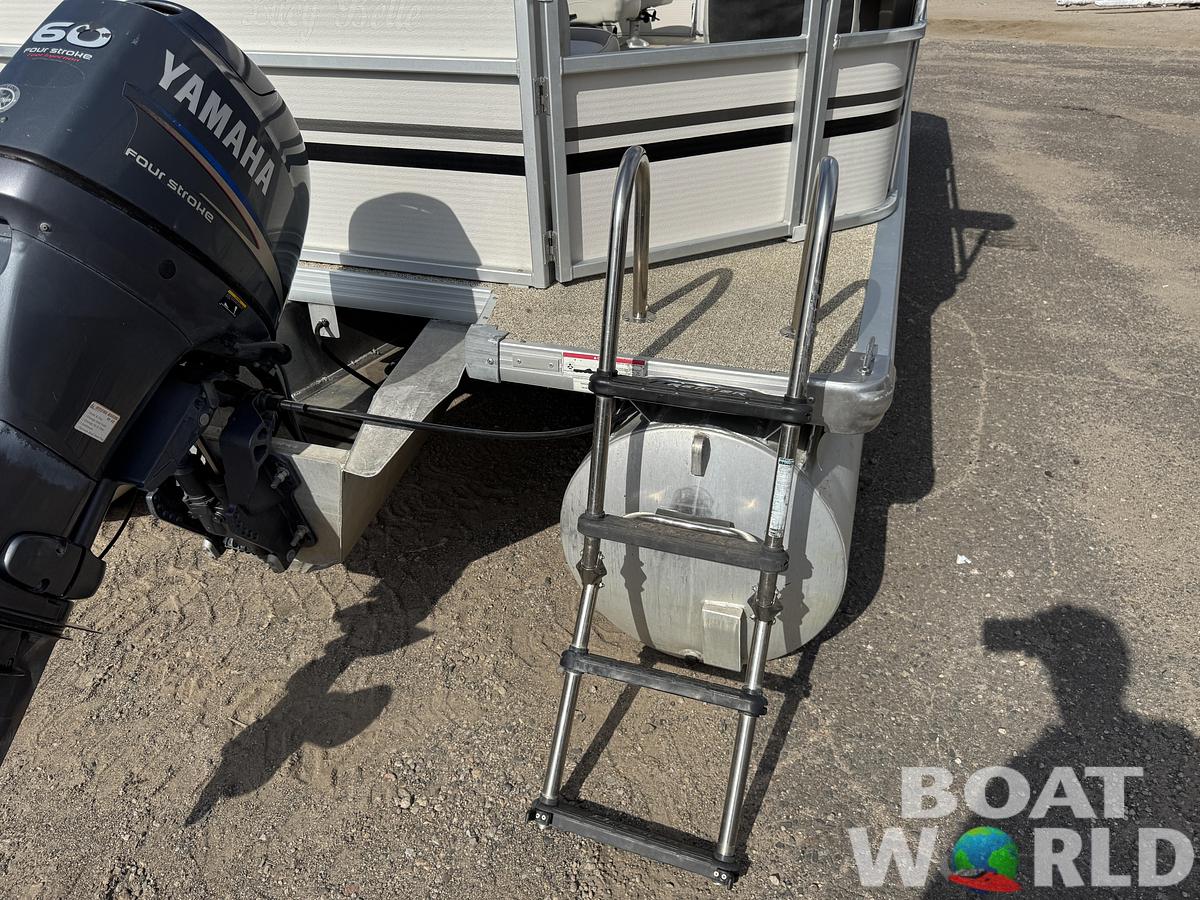 Used 2009 Premier 220 SunSpree DL Pontoon