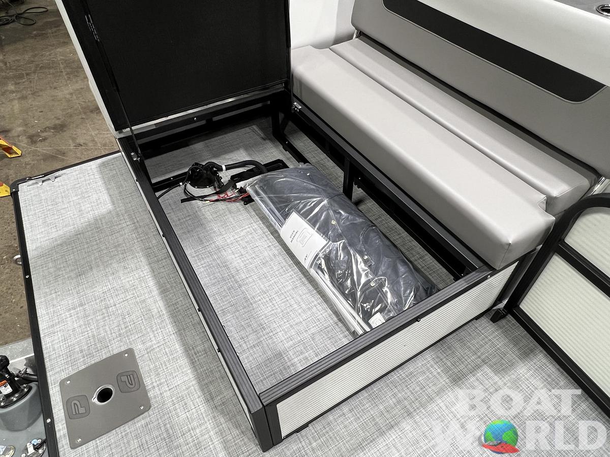 2026 Princecraft Vectra 23 RL SS Swingback Pontoon