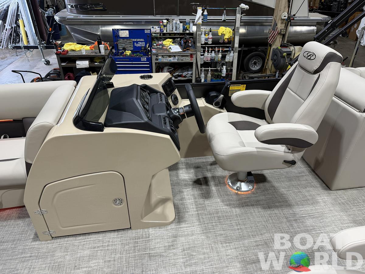 2027 Bentley Legacy 220 Navigator Quad Lounge Pontoon $42995