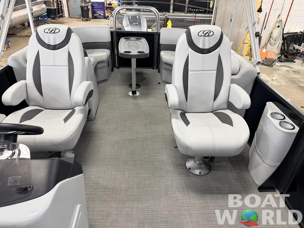 Used 2024 Bentley Legacy 223 150HP Navigator Tritoon - $47995