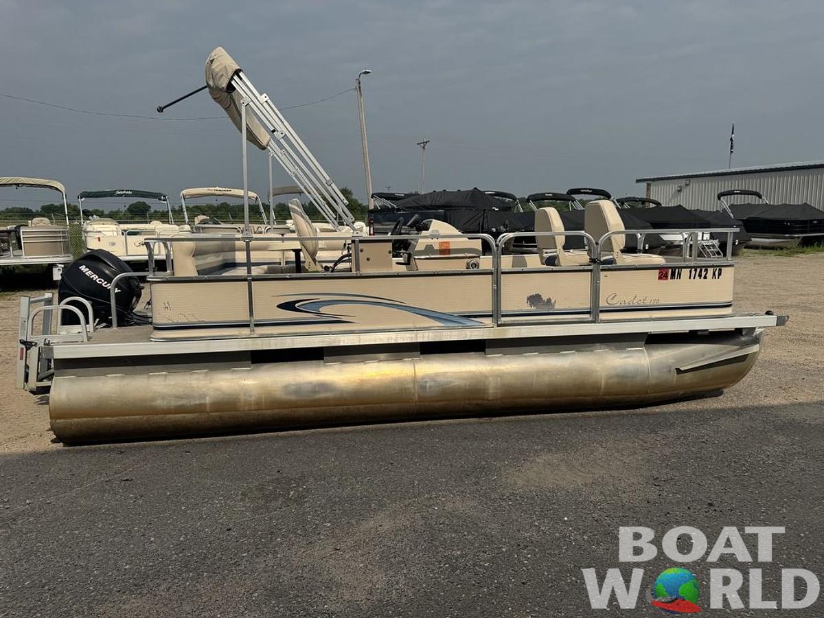 Used 2010 Weeres Cadet Fish 18' & Mercury 4-Stroke