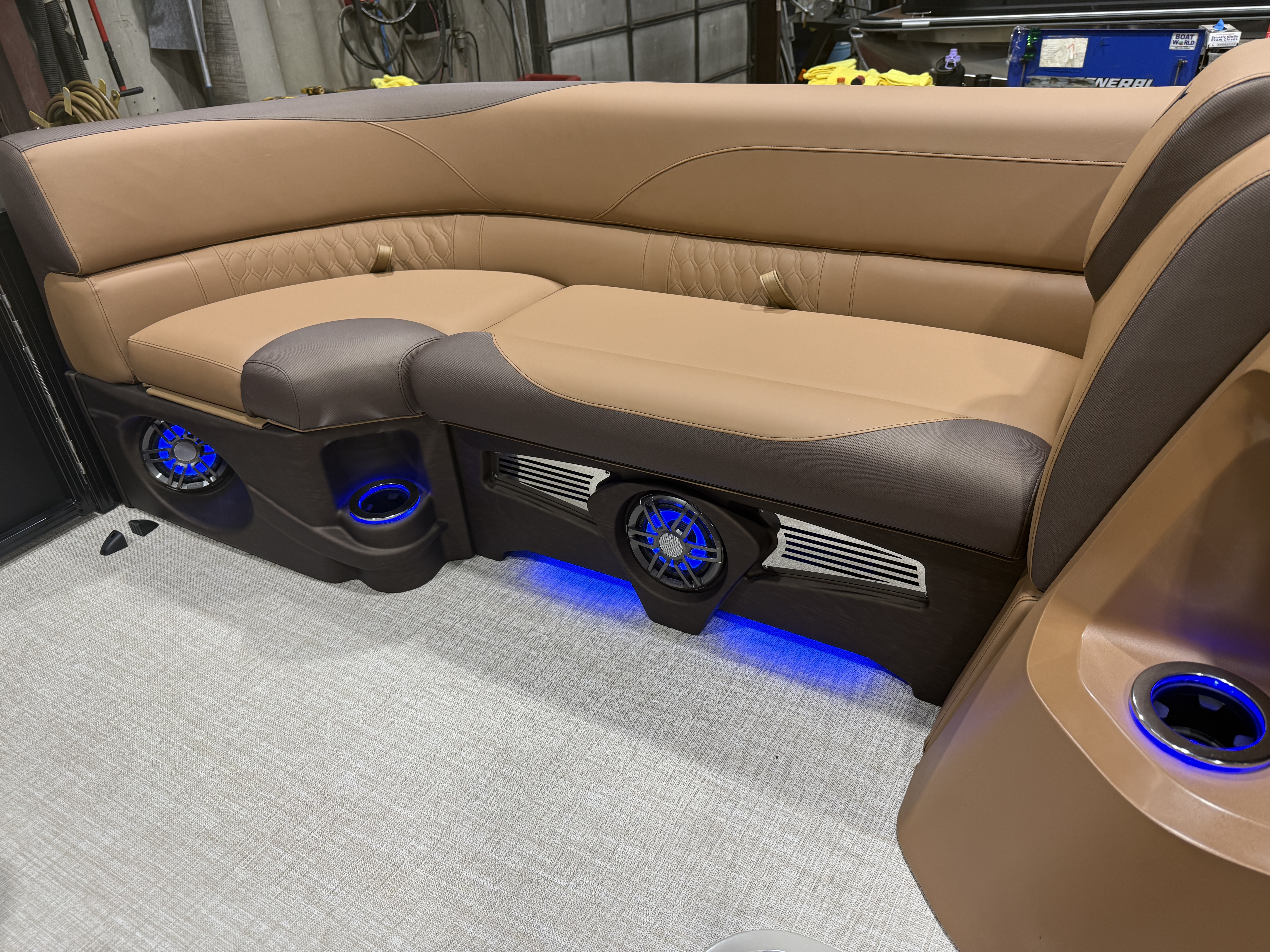 2027 Tahoe LTZ 300HP VRB Windshield Swingback $69995