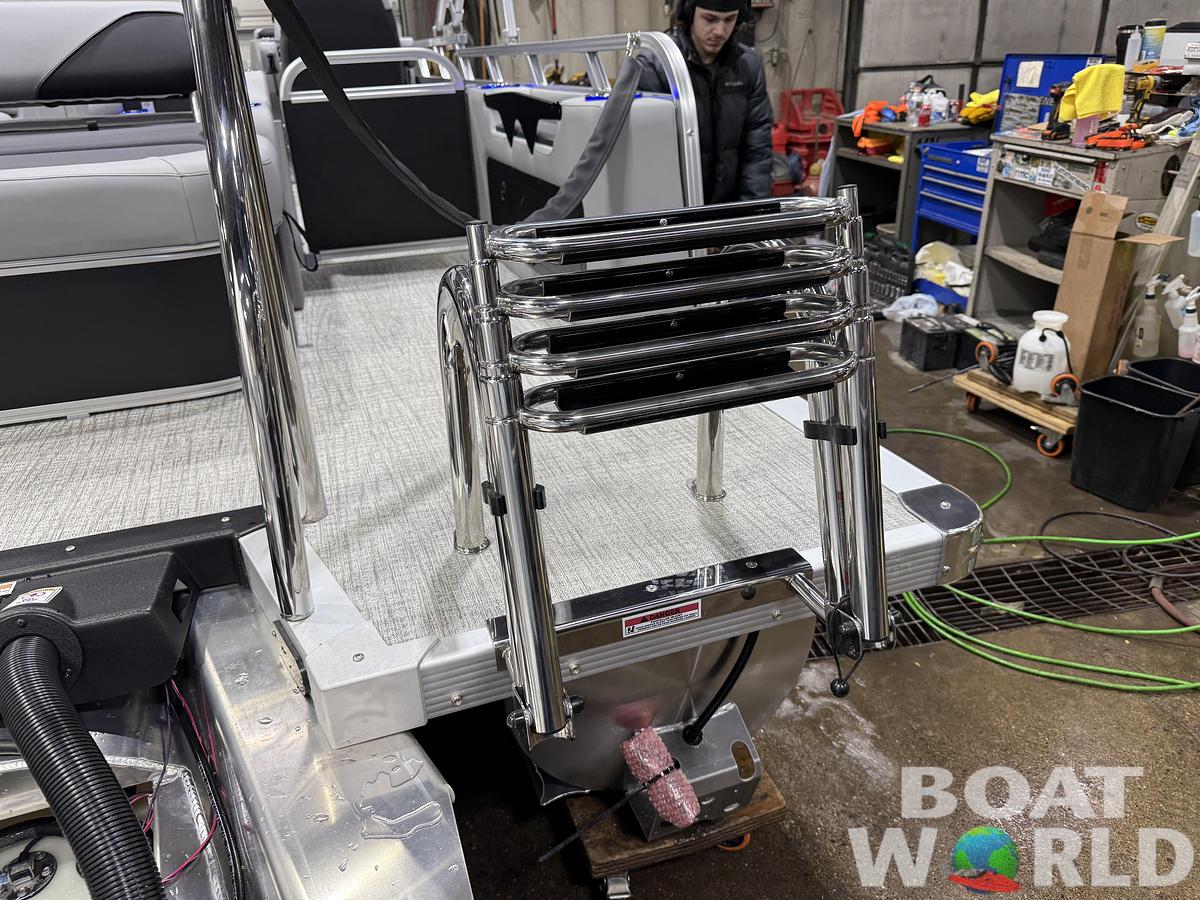 2026 Tahoe Pontoons Sport 2385 Swingback (VRB) Tritoon 