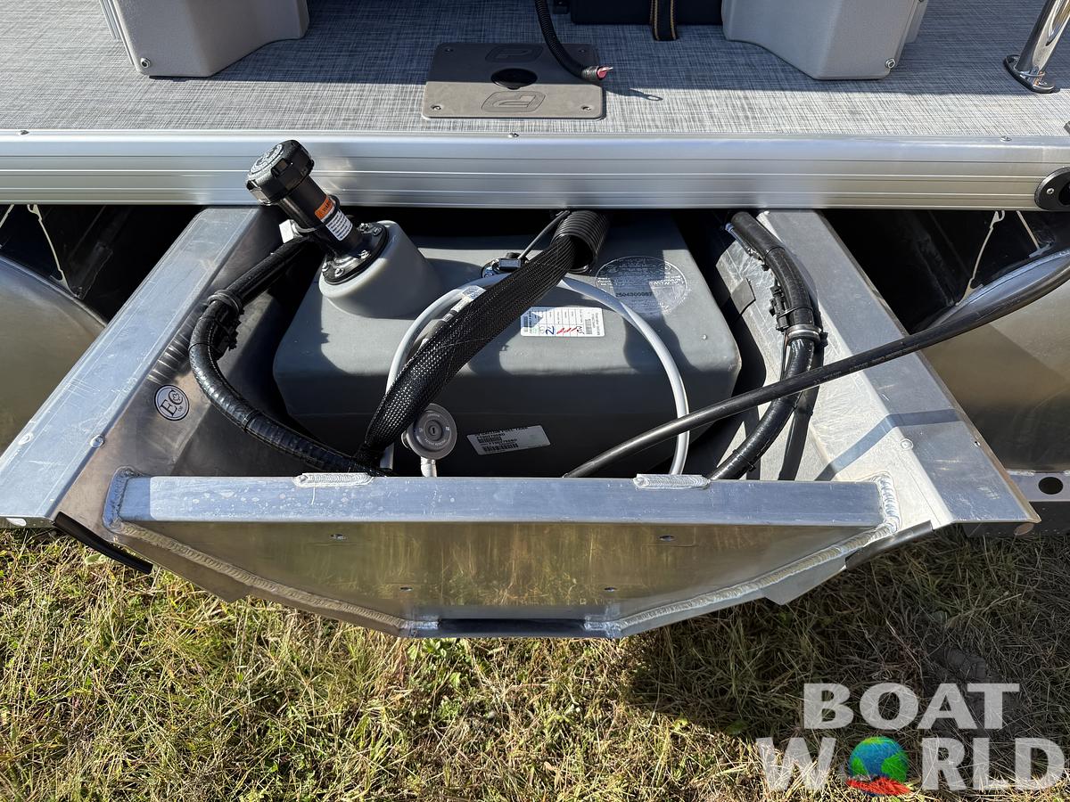 2026 Princecraft 21 Sportfisher 4-S Quad Fish Pontoon